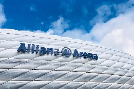 ALLIAZ Arena Munich limousine service