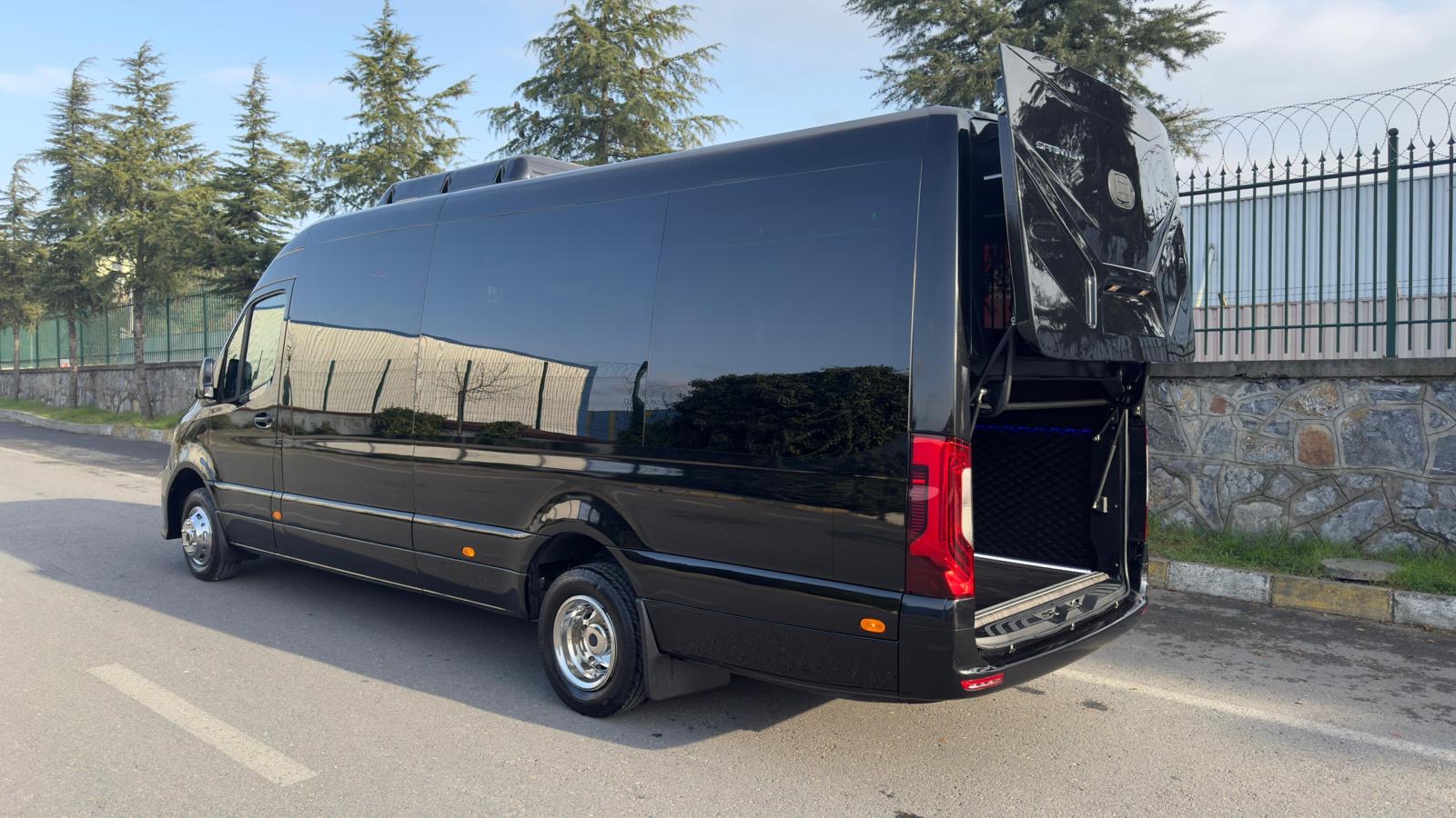 Sprinter VIP rear view