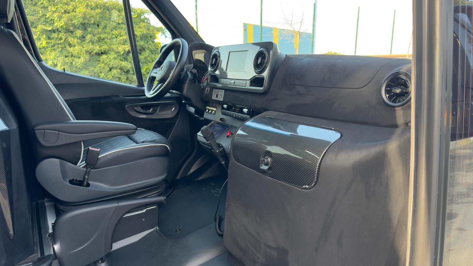 Sprinter VIP at Place Vendôme Paris