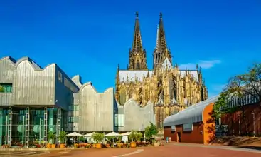 Cologne Philharmonie limousine service