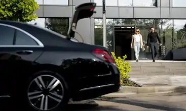 Excelsiour Hotel 5stars Cologne limousine service